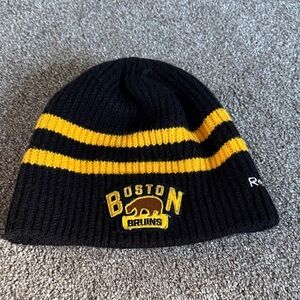 Reebok Black and Yellow Beanie Boston Bruins